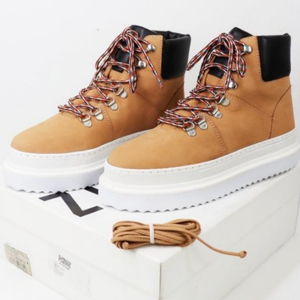 35 Schutz Marlua Leather Platform Sneaker Winter Waterproof Boot NWT Size 11